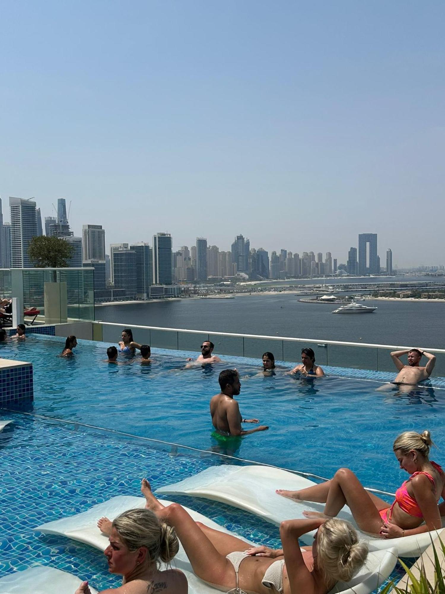 7 Palm Jumeirah Dubái Exterior foto